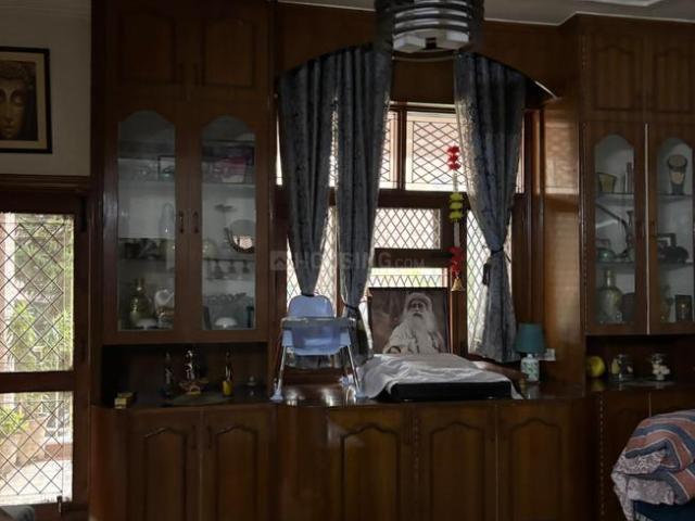 3 BHK Apartment in Sector 61 for rent Noida. The reference number is 20560610