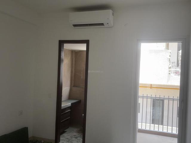 3 BHK Apartment in Sector 61 for rent Gurgaon. The reference number is 20238760