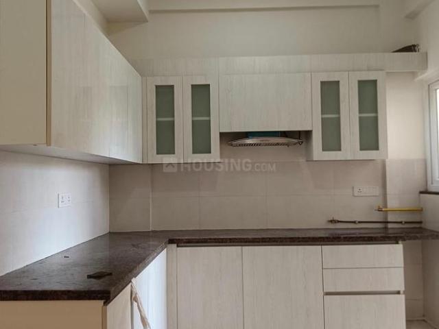 3 BHK Apartment in Sector 61 for rent Gurgaon. The reference number is 21354231