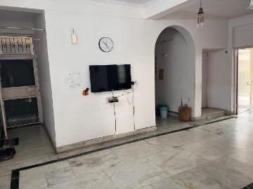 3 BHK Apartment in Sector 62 for rent Noida. The reference number is 18024088