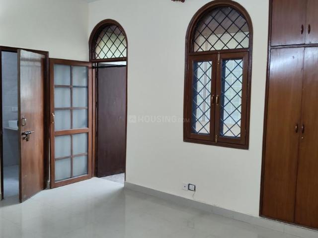 3 BHK Apartment in Sector 62 for rent Noida. The reference number is 20909925