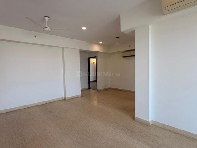 3 BHK Apartment in Sector 62 for rent Gurgaon. The reference number is 21110255