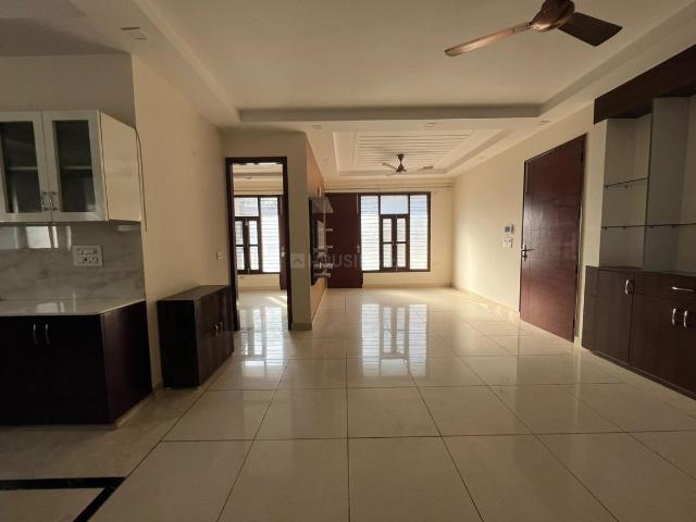 3 BHK Apartment in Sector 62 for resale Gurgaon. The reference number is 19803393