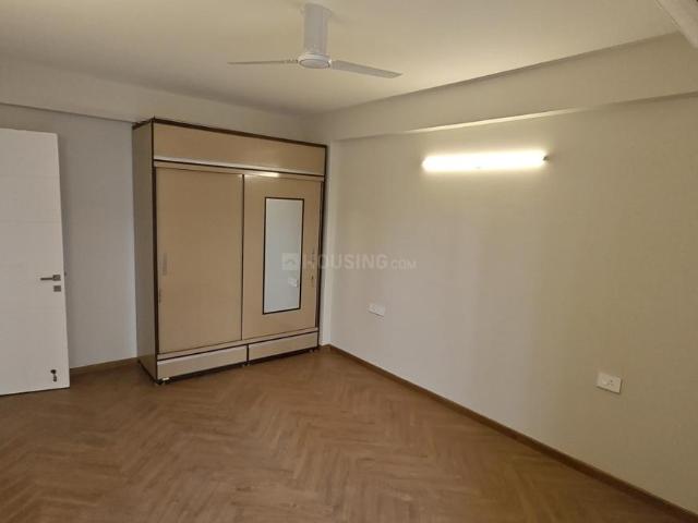 3 BHK Apartment in Sector 63 for rent Gurgaon. The reference number is 20099125