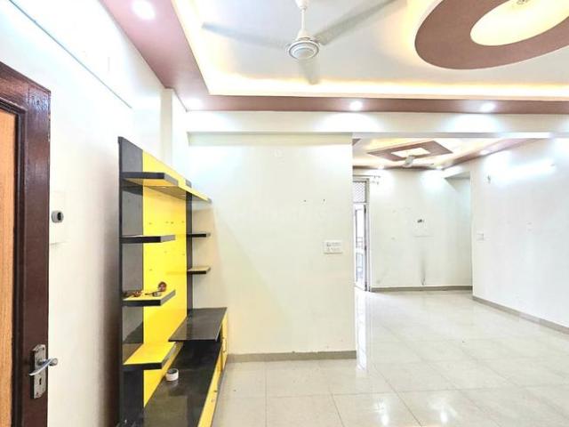 3 BHK Apartment in Sector 6 Dwarka for rent New Delhi. The reference number is 16459172