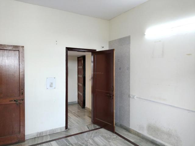 3 BHK Apartment in Sector 6 Dwarka for rent New Delhi. The reference number is 19826952