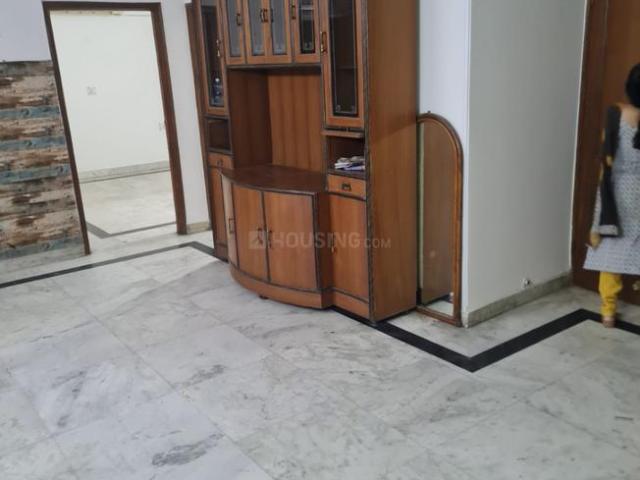 3 BHK Apartment in Sector 6 Dwarka for rent New Delhi. The reference number is 20277803