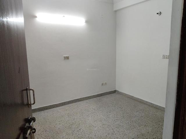 3 BHK Apartment in Sector 6 Dwarka for rent New Delhi. The reference number is 20509159