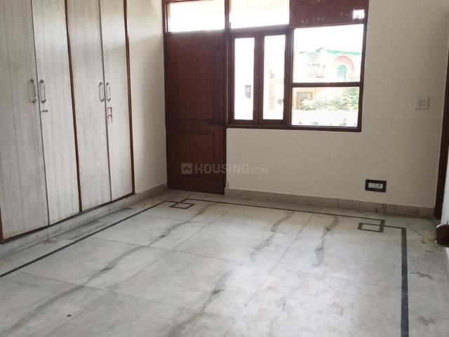 3 BHK Apartment in Sector 6 Dwarka for rent New Delhi. The reference number is 20772091