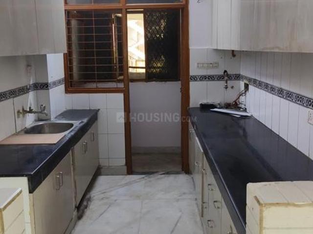 3 BHK Apartment in Sector 6 Dwarka for rent New Delhi. The reference number is 20776185