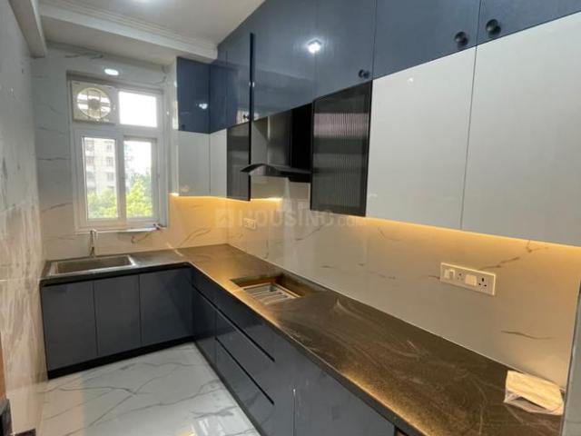 3 BHK Apartment in Sector 6 Dwarka for rent New Delhi. The reference number is 21176381