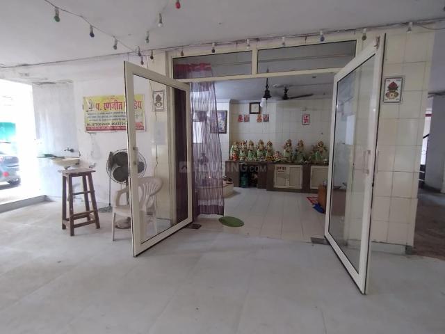 3 BHK Apartment in Sector 6 Dwarka for rent New Delhi. The reference number is 21127556