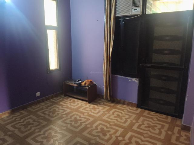 3 BHK Apartment in Sector 6 Dwarka for rent New Delhi. The reference number is 21291485