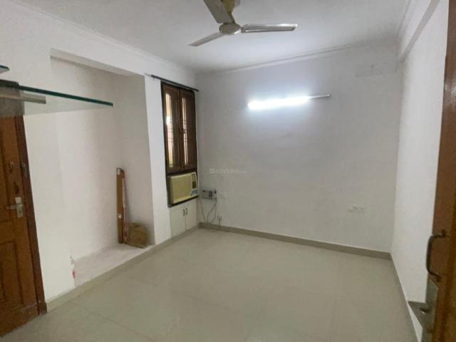 3 BHK Apartment in Sector 6 Dwarka for rent New Delhi. The reference number is 21375439