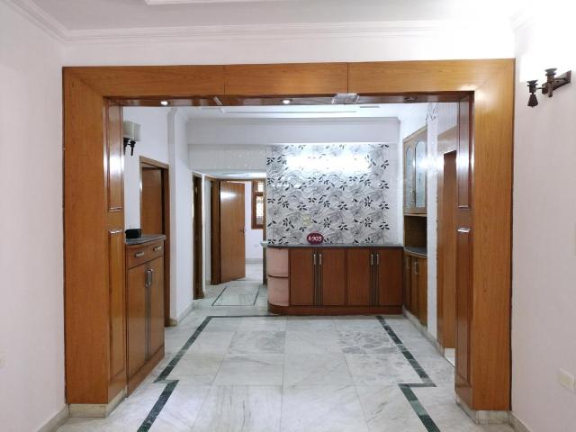 3 BHK Apartment in Sector 6 Dwarka for resale New Delhi. The reference number is 18763336