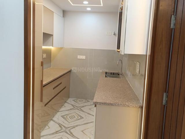 3 BHK Apartment in Sector 6 Dwarka for resale New Delhi. The reference number is 19049777