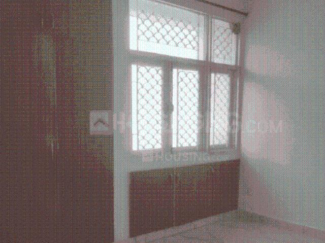 3 BHK Apartment in Sector 6 Dwarka for resale New Delhi. The reference number is 19409719