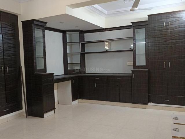 3 BHK Apartment in Sector 6 Dwarka for resale New Delhi. The reference number is 19933841