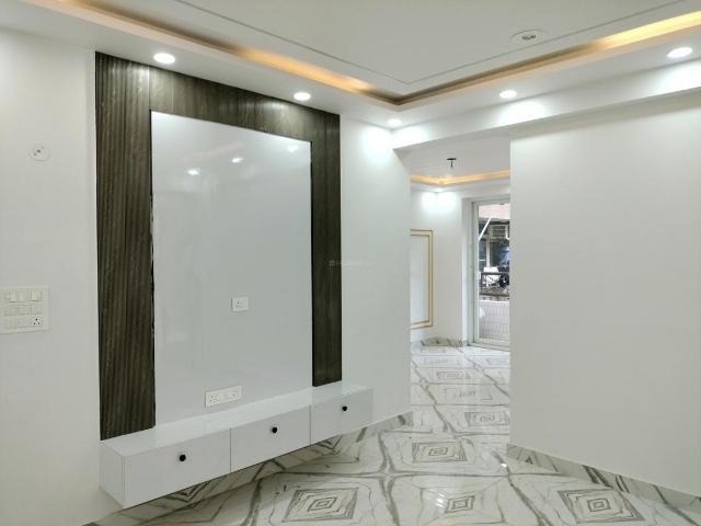 3 BHK Apartment in Sector 6 Dwarka for resale New Delhi. The reference number is 20055162