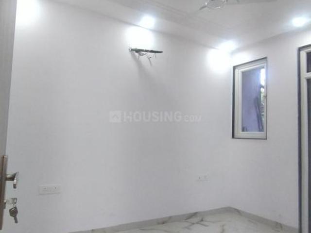 3 BHK Apartment in Sector 6 Dwarka for resale New Delhi. The reference number is 20053020