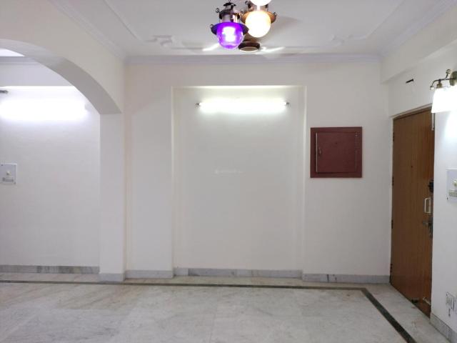3 BHK Apartment in Sector 6 Dwarka for resale New Delhi. The reference number is 20249729