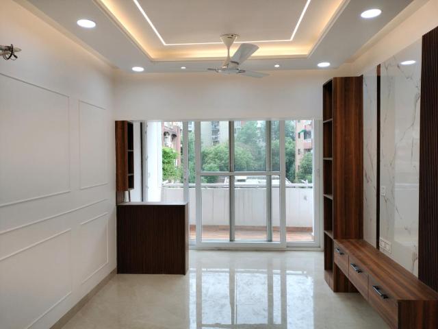 3 BHK Apartment in Sector 6 Dwarka for resale New Delhi. The reference number is 20249873