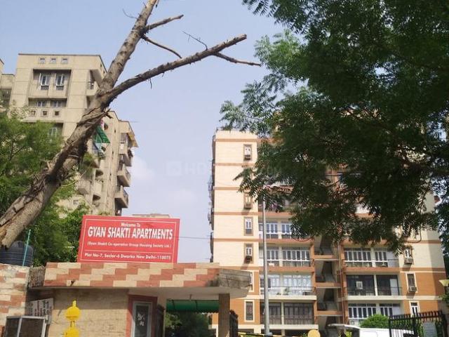 3 BHK Apartment in Sector 6 Dwarka for resale New Delhi. The reference number is 20870123