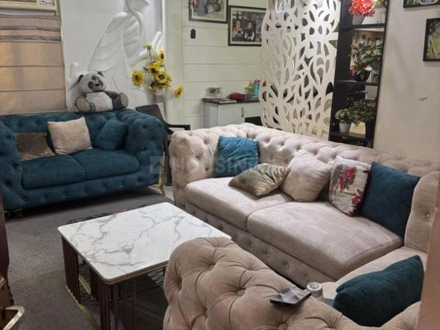 3 BHK Apartment in Sector 74 for rent Noida. The reference number is 20780831