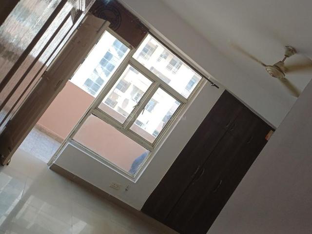 3 BHK Apartment in Sector 74 for rent Noida. The reference number is 21104743