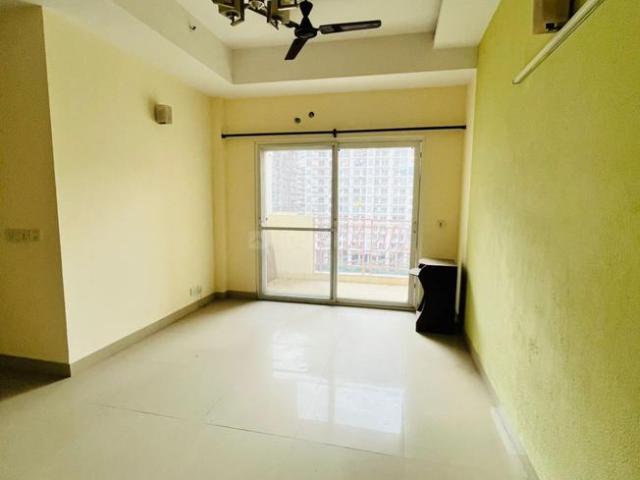 3 BHK Apartment in Sector 74 for resale Noida. The reference number is 20652294