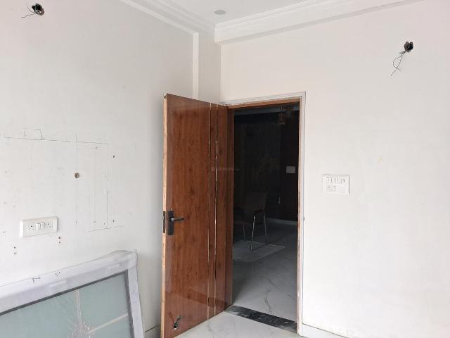 3 BHK Apartment in Sector 74 for resale Noida. The reference number is 20787536