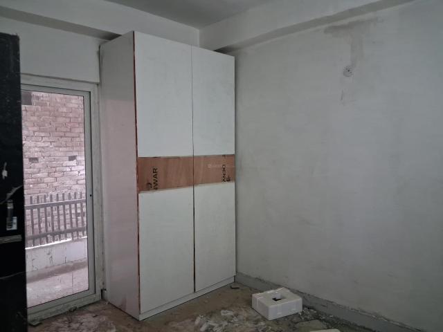 3 BHK Apartment in Sector 74 for resale Noida. The reference number is 21016657