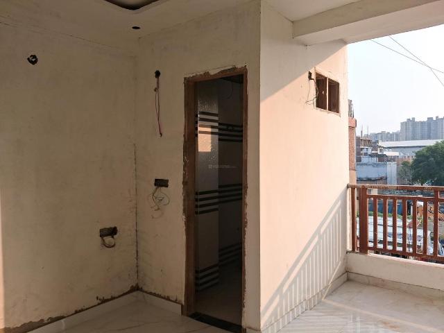 3 BHK Apartment in Sector 74 for resale Noida. The reference number is 21069623