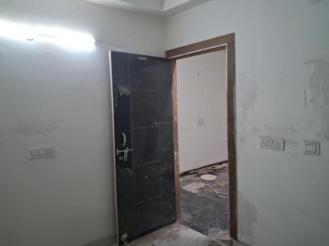3 BHK Apartment in Sector 74 for resale Noida. The reference number is 21069642