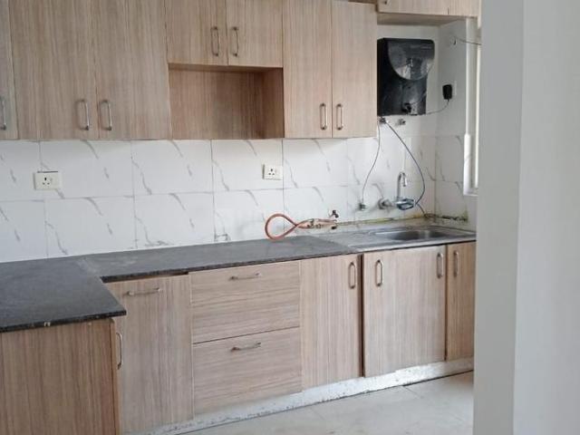 3 BHK Apartment in Sector 74 for resale Noida. The reference number is 21181777