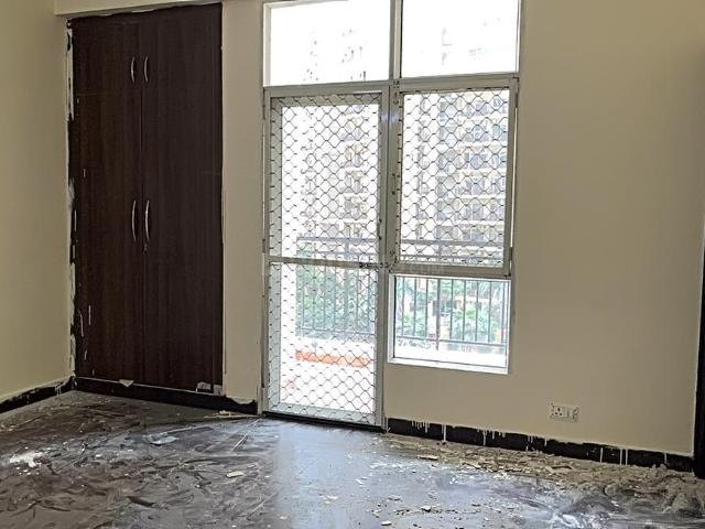 3 BHK Apartment in Sector 75 for rent Noida. The reference number is 16557710