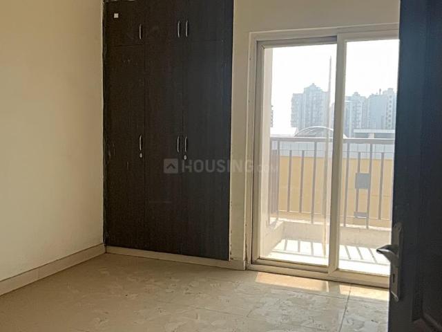 3 BHK Apartment in Sector 75 for rent Noida. The reference number is 17507194
