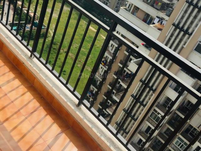 3 BHK Apartment in Sector 75 for rent Noida. The reference number is 18916001