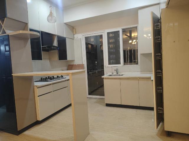 3 BHK Apartment in Sector 75 for rent Noida. The reference number is 18995948