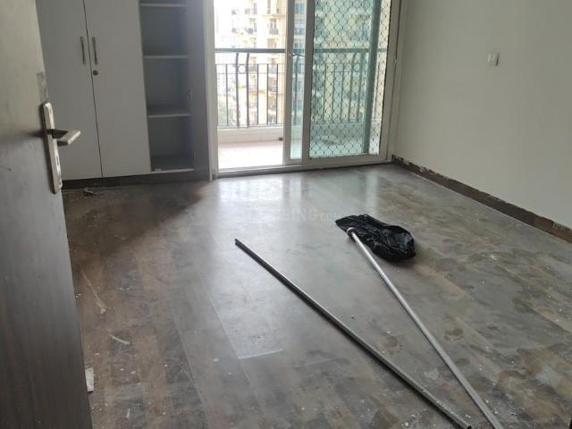 3 BHK Apartment in Sector 75 for rent Noida. The reference number is 19918944