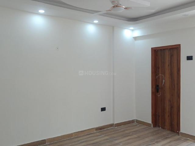 3 BHK Apartment in Sector 75 for rent Noida. The reference number is 20006767