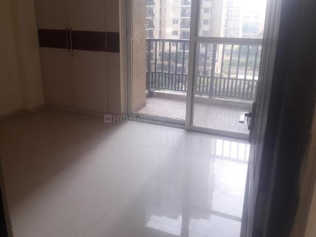 3 BHK Apartment in Sector 75 for rent Noida. The reference number is 20107281