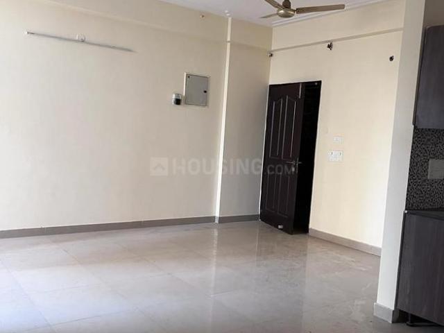 3 BHK Apartment in Sector 75 for rent Noida. The reference number is 20882985