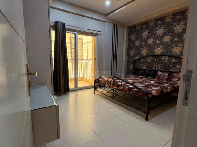3 BHK Apartment in Sector 75 for rent Noida. The reference number is 20989625