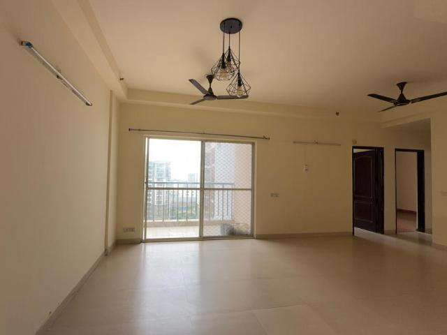 3 BHK Apartment in Sector 75 for rent Noida. The reference number is 20982349