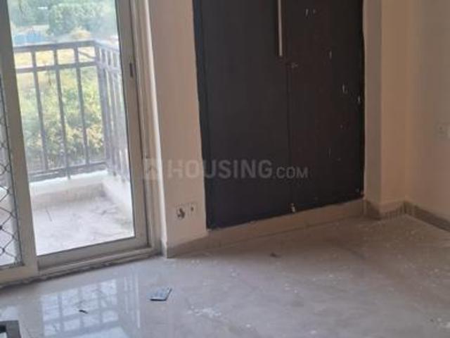 3 BHK Apartment in Sector 75 for rent Noida. The reference number is 21056888