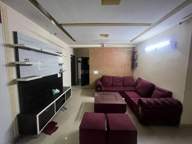 3 BHK Apartment in Sector 75 for rent Noida. The reference number is 21115647