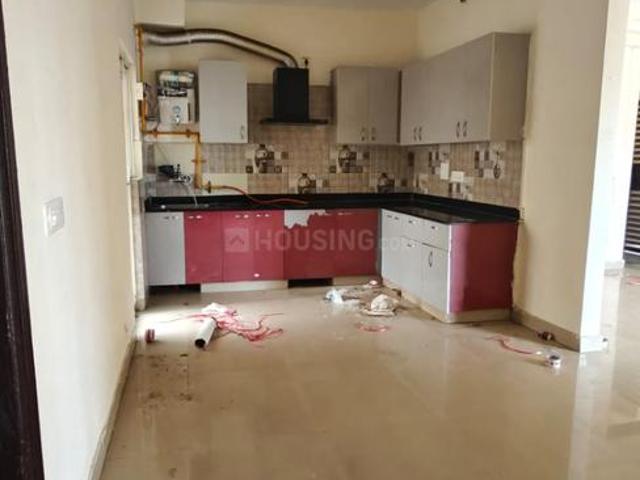 3 BHK Apartment in Sector 75 for rent Noida. The reference number is 21147450