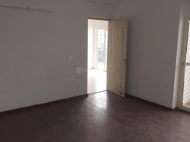 3 BHK Apartment in Sector 75 for rent Noida. The reference number is 21152793