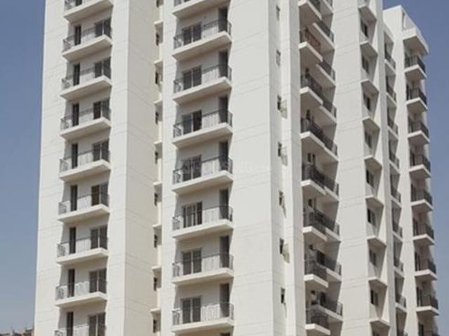 3 BHK Apartment in Sector 75 for rent Noida. The reference number is 21194511